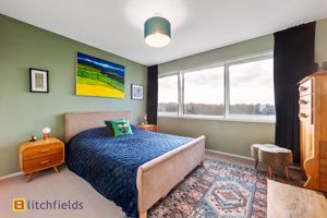Bed 1- click for photo gallery